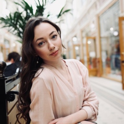 Мария Шагалова – автор обзора